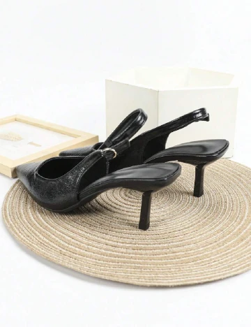 Pantofi SHEIN, negru
