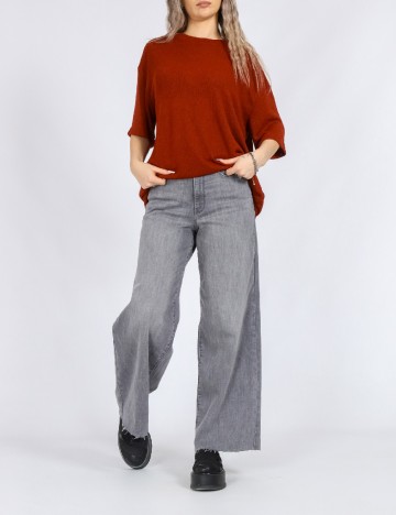 
						Bluza Vero Moda, maro