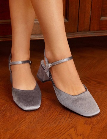 Pantofi SHEIN, gri