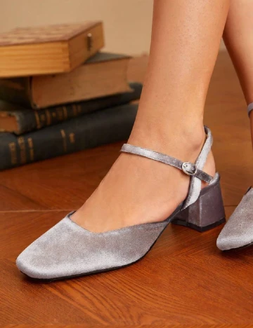 Pantofi SHEIN, gri