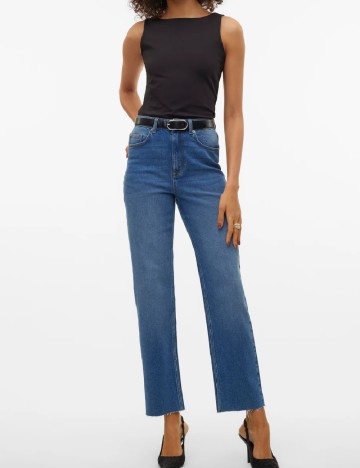 
						Blugi Vero Moda, albastru