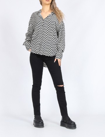 
						Camasa Oversize Only, alb/negru