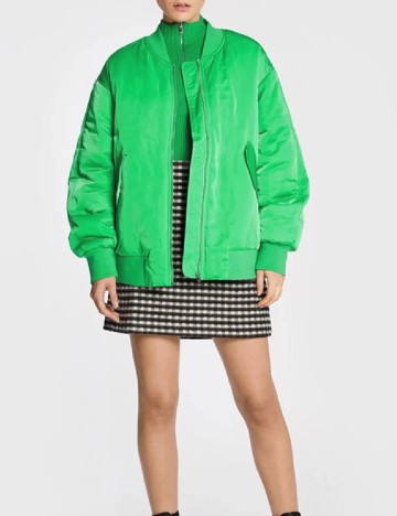 
						Geaca Only, verde