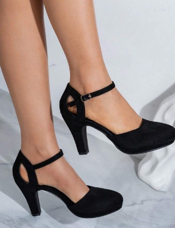 
						Pantofi SHEIN, negru