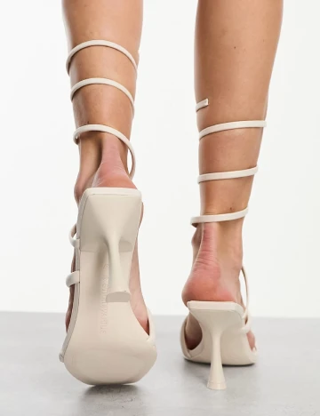 Sandale Stradivarius, crem