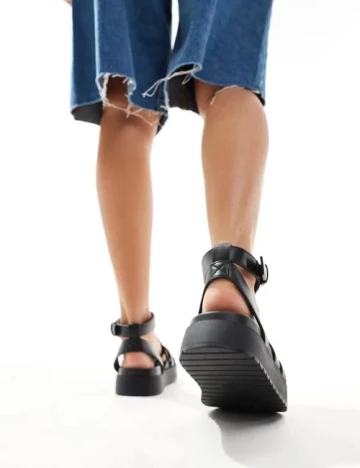 Sandale Bershka, negru