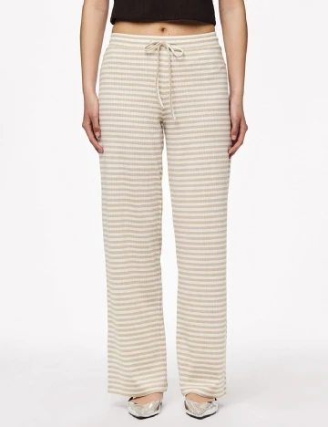 Pantaloni Pieces, crem