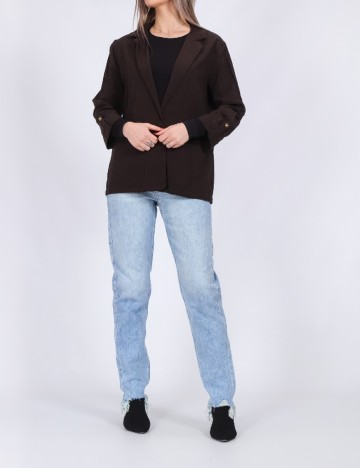 
						Blazer Vero Moda, maro