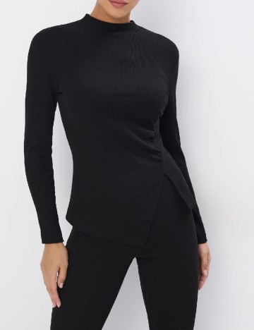 
						Bluza Mohito, negru