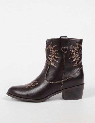 
						Botine Pieces, maro