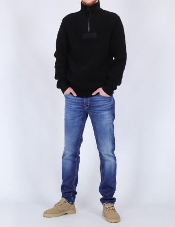 
						Pulover Jack&Jones, negru