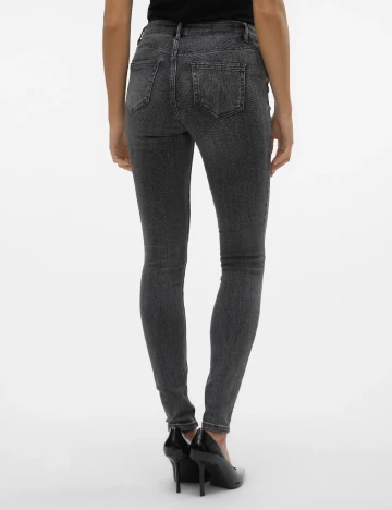 Blugi Vero Moda, gri