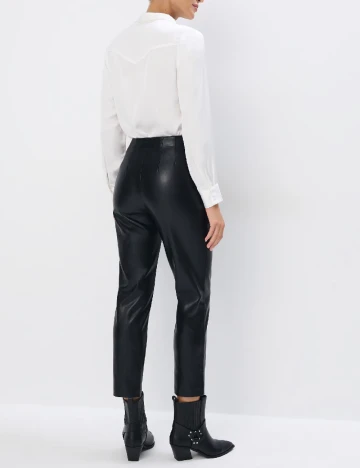 Pantaloni Mohito, negru