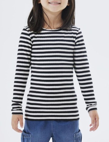 
						Bluza Name It, alb/negru