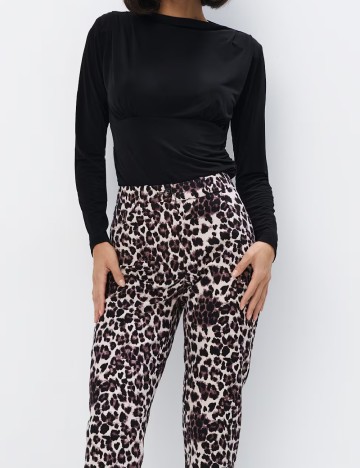 
						Bluza Mohito, negru