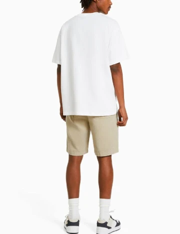 Pantaloni scurti Bershka, crem