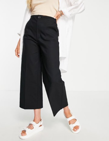 
						Pantaloni Stradivarius, negru
