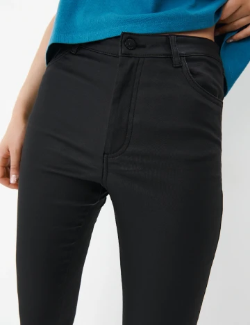 Pantaloni Mohito, negru