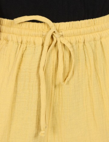 Pantaloni scurti Only, galben