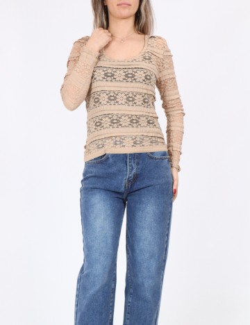
						Bluza Only, crem