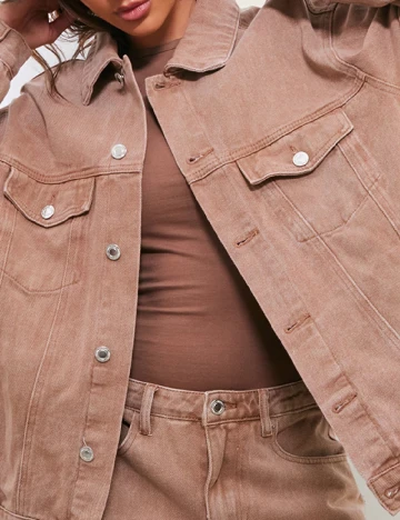 Jacheta Oversize PRETTYLITTLETHING, maro