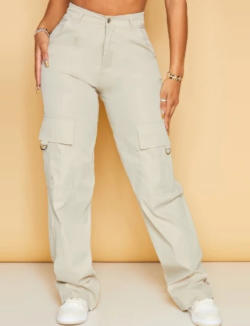 Pantaloni PRETTYLITTLETHING, bej