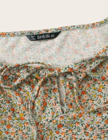 Top SHEIN, floral print