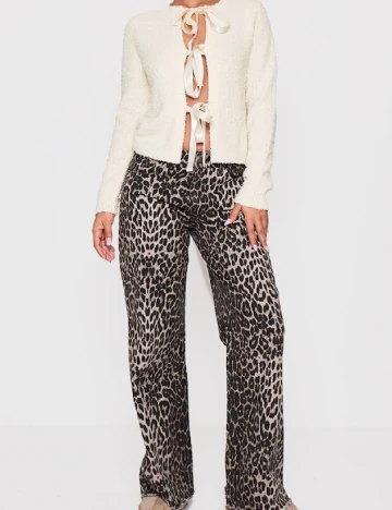 Cardigan PRETTYLITTLETHING, ecru