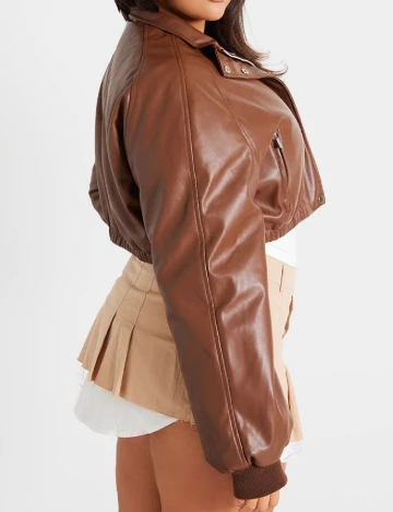 Jacheta PRETTYLITTLETHING Plus Size, maro