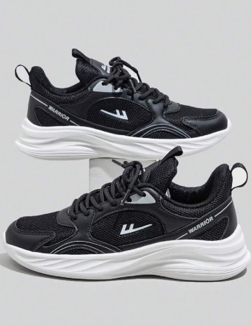 
						Adidasi Warrior, negru