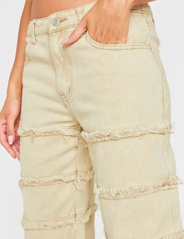 Blugi PRETTYLITTLETHING, crem Crem