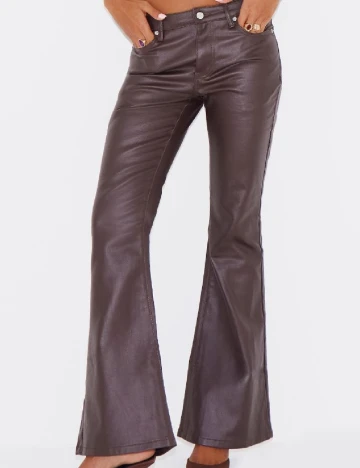 Pantaloni PRETTYLITTLETHING, maro