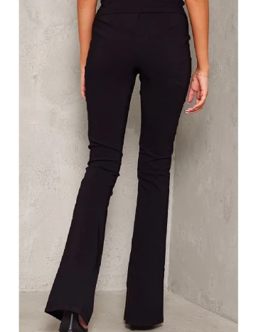 Pantaloni PRETTYLITTLETHING, negru