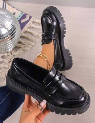 
						Mocasini SHEIN, negru