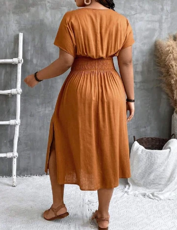Rochie medie SHEIN CURVE, maro
