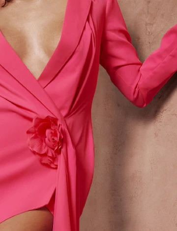 Rochie scurta PRETTYLITTLETHING, roz Roz