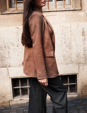 Sacou PRETTYLITTLETHING, maro Maro