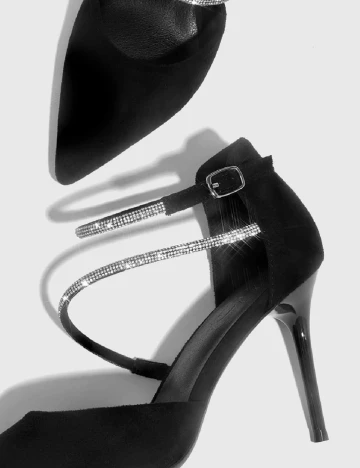 Pantofi SHEIN, negru Negru