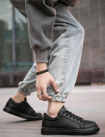 Adidasi SHEIN, negru