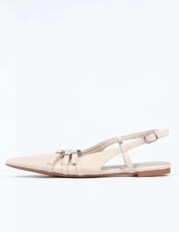 Pantofi SHEIN, crem