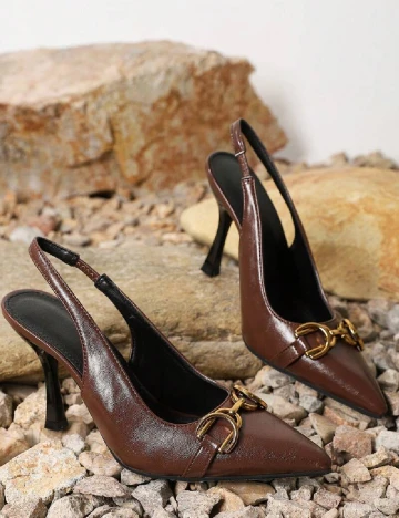 Pantofi SHEIN, maro Maro