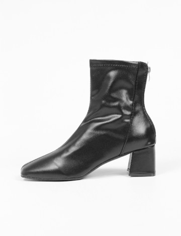 
						Botine SHEIN, negru