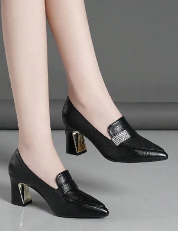 Pantofi SHEIN, negru