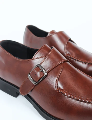Pantofi SHEIN, maro Maro