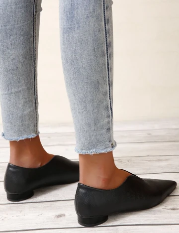 Pantofi SHEIN, negru