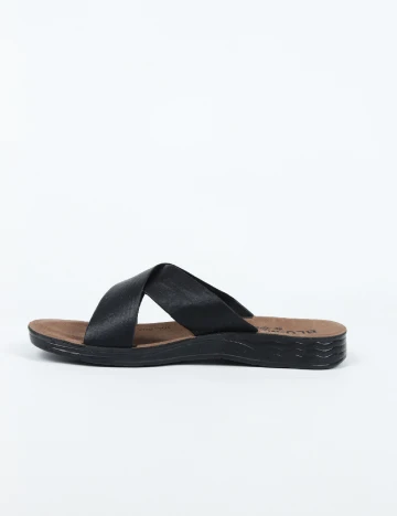 Slapi SHEIN, negru
