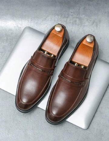 Pantofi SHEIN, maro