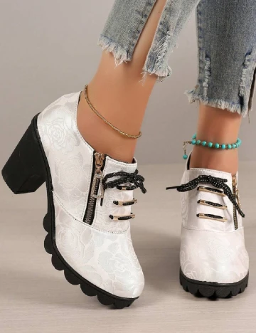 Pantofi SHEIN, alb