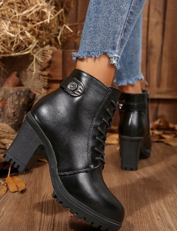 
						Botine SHEIN, negru