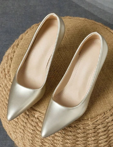Pantofi SHEIN, bej